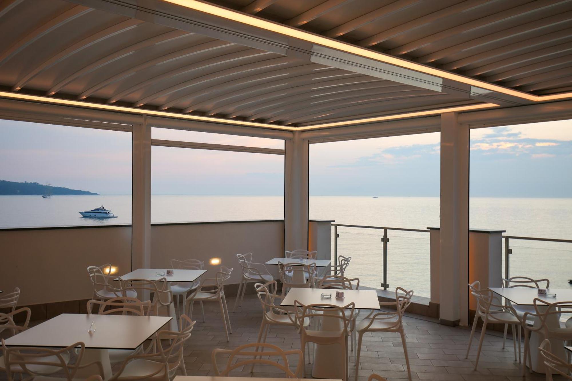 Hotel Giosue' A Mare Sorrento Meta Exterior photo